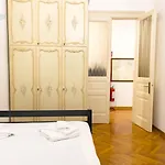 Viale Miramare 27 Tirabora Short Rent * Trieste