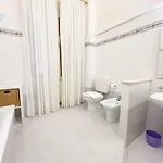 Viale Miramare 27 Tirabora Short Rent Apartamento Trieste