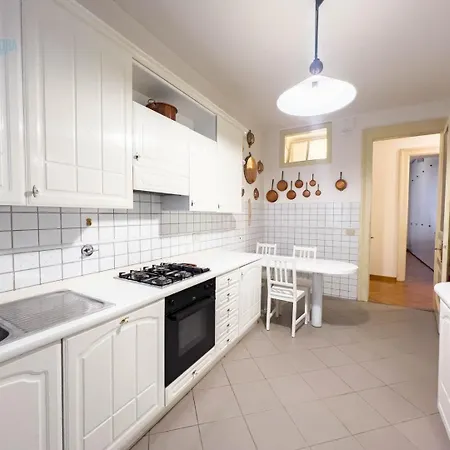 Apartment Viale Miramare 27 Tirabora Short Rent Trieste